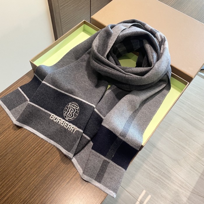 日本未入荷 バーバリー 偽物通販 トップカシミアマフラー