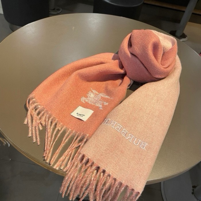 超奇跡の入荷☆ バーバリー コピーおすすめ 両面スカーフ