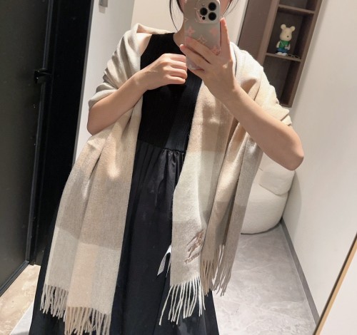 新作 バーバリー コピー マフラーのストール