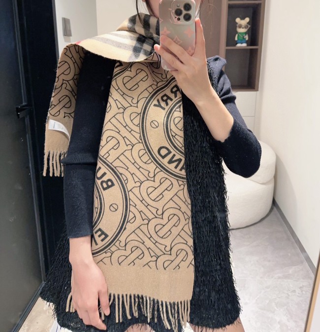 高品質 バーバリー 激安偽物 カシミヤラメ糸