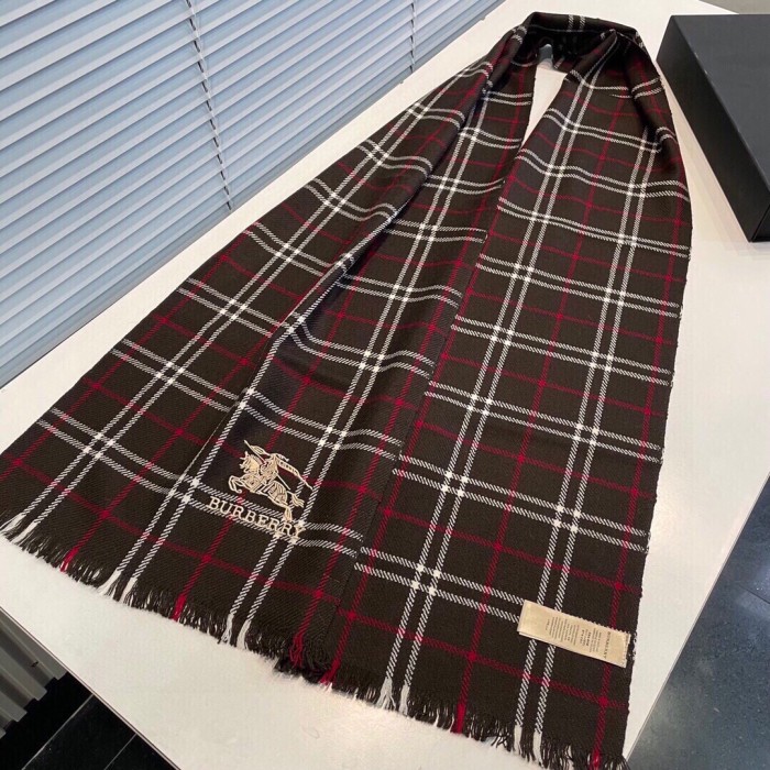 大人気 バーバリー n級品 カシミヤストライプのチェックスカーフ