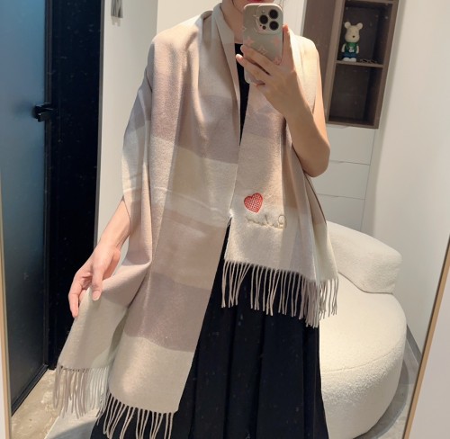 大人気 バーバリー スーパーコピー マフラーストール