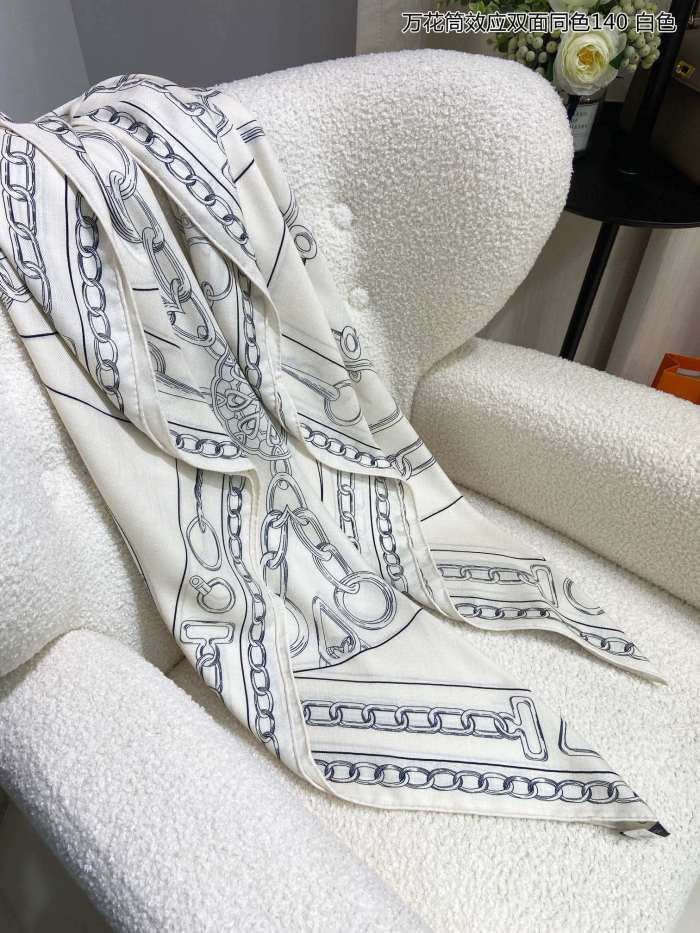高品質 エルメス スーパーコピー万華鏡効果両面同色カシミヤスカーフ