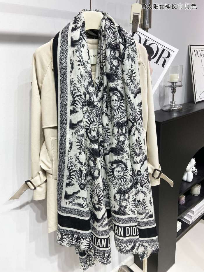 超奇跡の入荷☆ ディオール 激安通販 太陽の女神スカーフ
