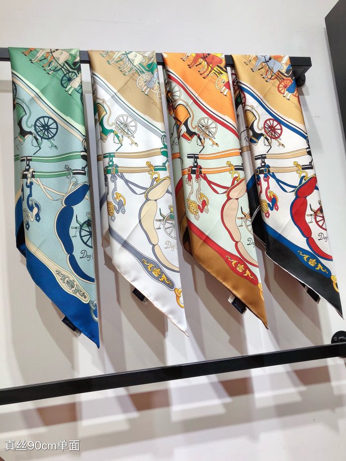 使い勝手良し エルメス n級品 90 cmシルクスカーフ