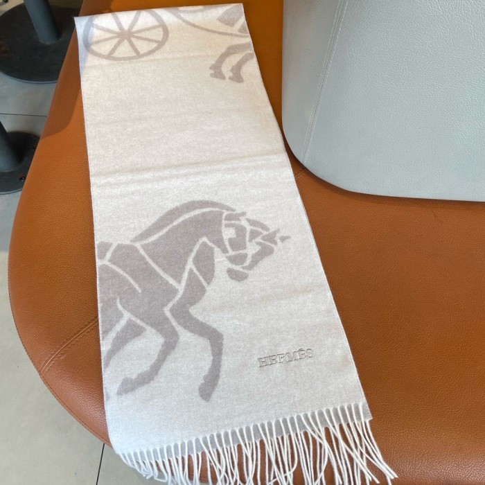 ★超人気 エルメス コピー シミヤのジャカードマフラー