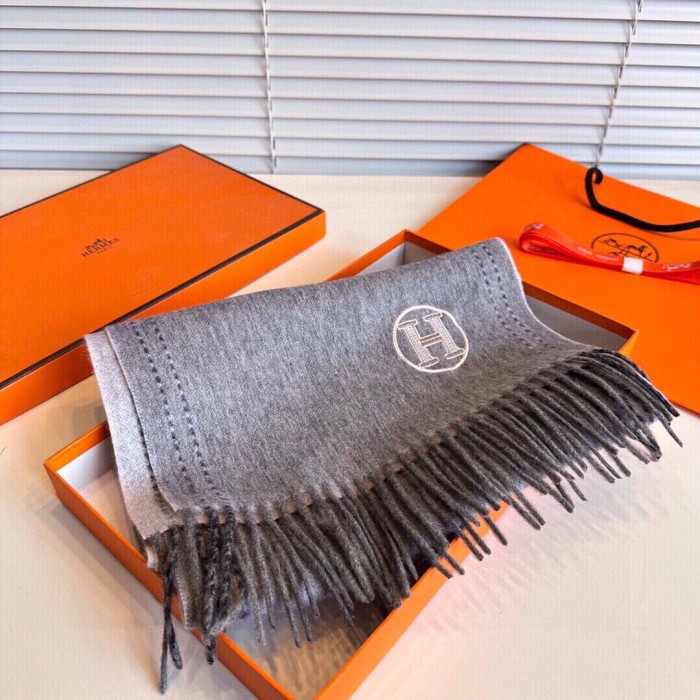 入手困難 エルメス n級品 水波模様のカシミヤ