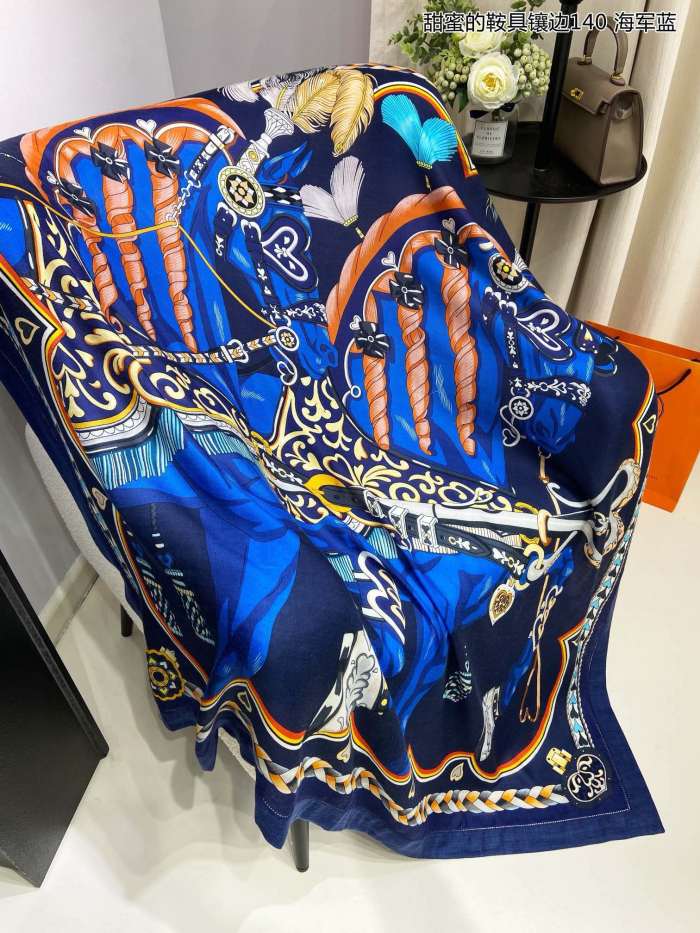 大人気 エルメス 激安偽物 の両面同色カシミヤ縁取りスカーフ
