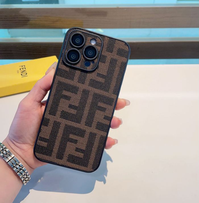 超奇跡の入荷☆ フェンディ コピー FENDI携帯ケース