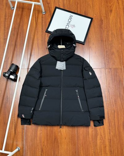 日本未入荷 モンクレール コピー 秋冬メンズダウンジャケット2色