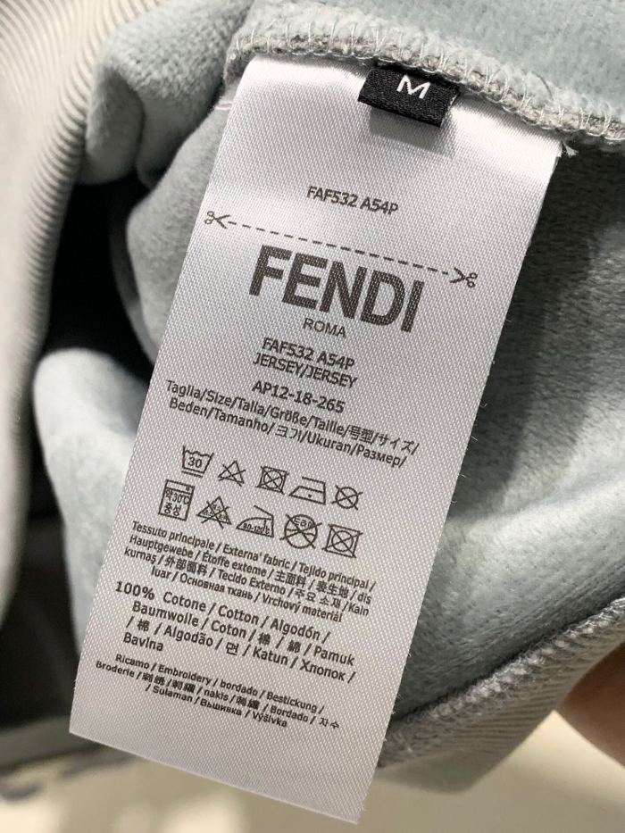 日本未入荷 フェンディ 激安偽物 タオルジャカード複合パイルパーカーラウンドネックカーディガン