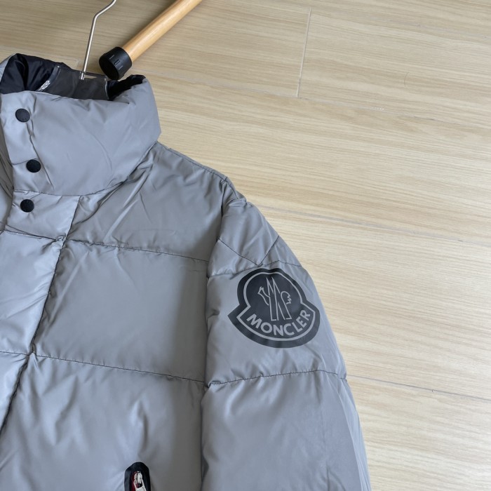 日本未入荷 モンクレール スーパーコピー MONCLER三防立襟単色男女同保温ダウンジャケット
