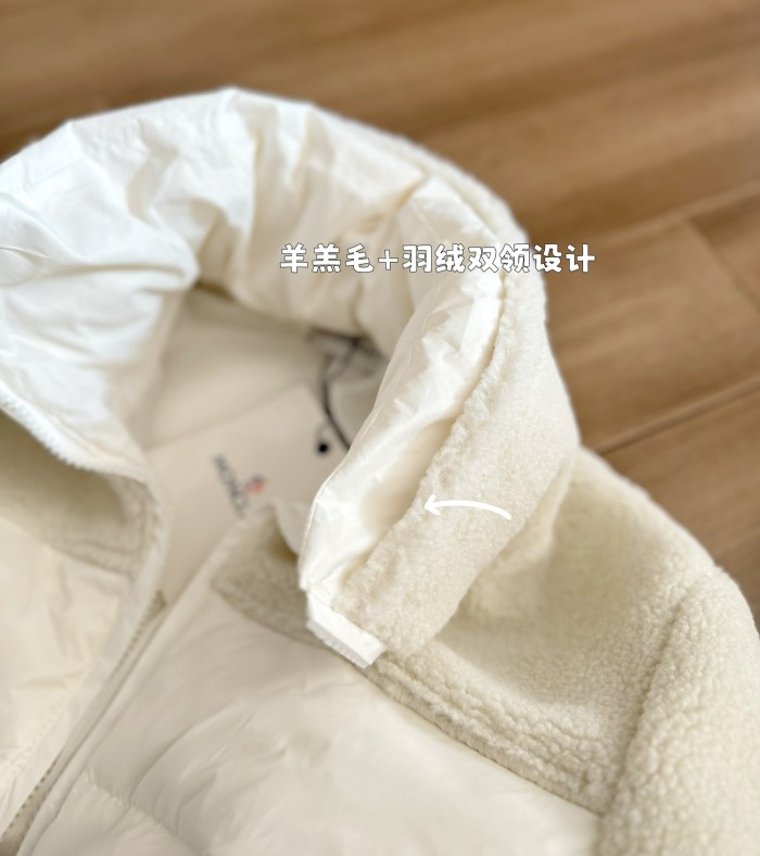 超奇跡の入荷☆ モンクレール 激安偽物 Monclerラム毛つづりウエストダウンジャケット