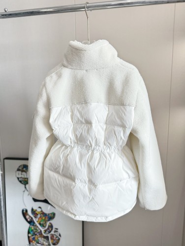 超奇跡の入荷☆ モンクレール 激安偽物 Monclerラム毛つづりウエストダウンジャケット