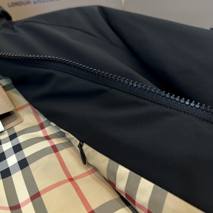 大人気 バーバリー コピー 戦馬小標Logo制御温綿服ジャケット