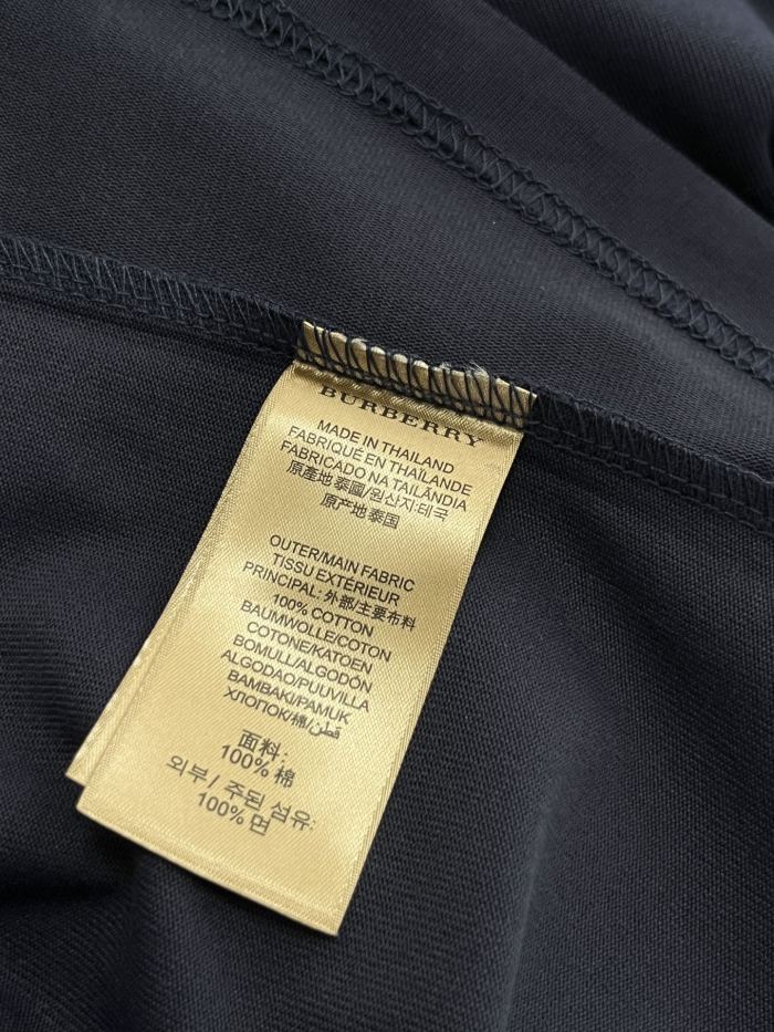 使い勝手良し バーバリー 激安通販 背中文字長袖T