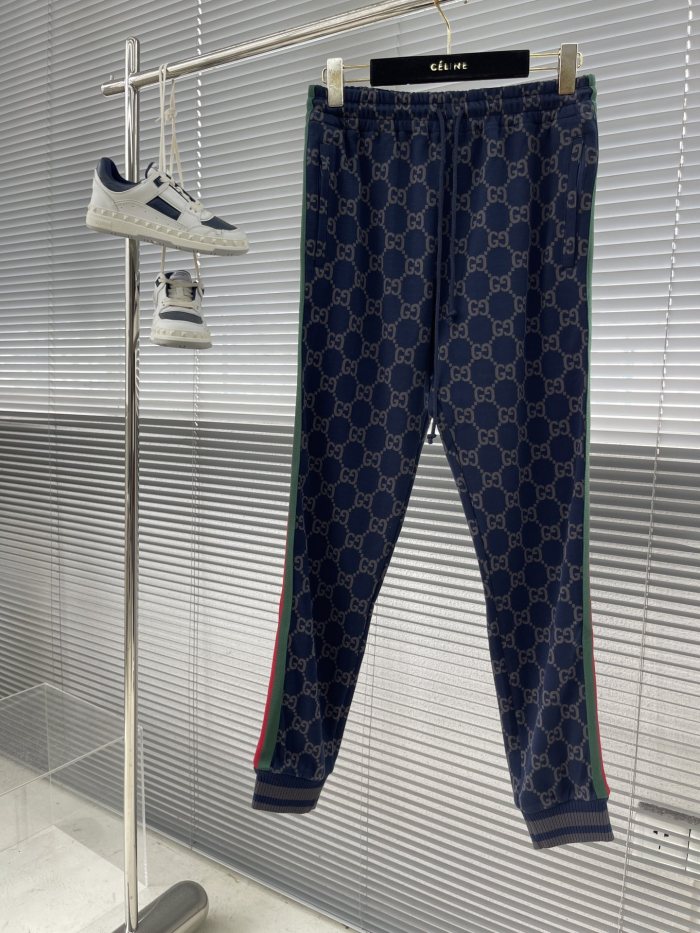 累積売上総額第１位！グッチ コピーおすすめ 定番満印ロゴパンツ