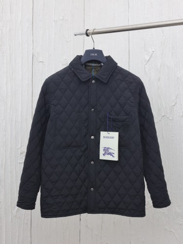 日本未入荷 バーバリー コピーおすすめ 24 fwレトロチェックポケットロゴひし形キルティング両面コットンコート