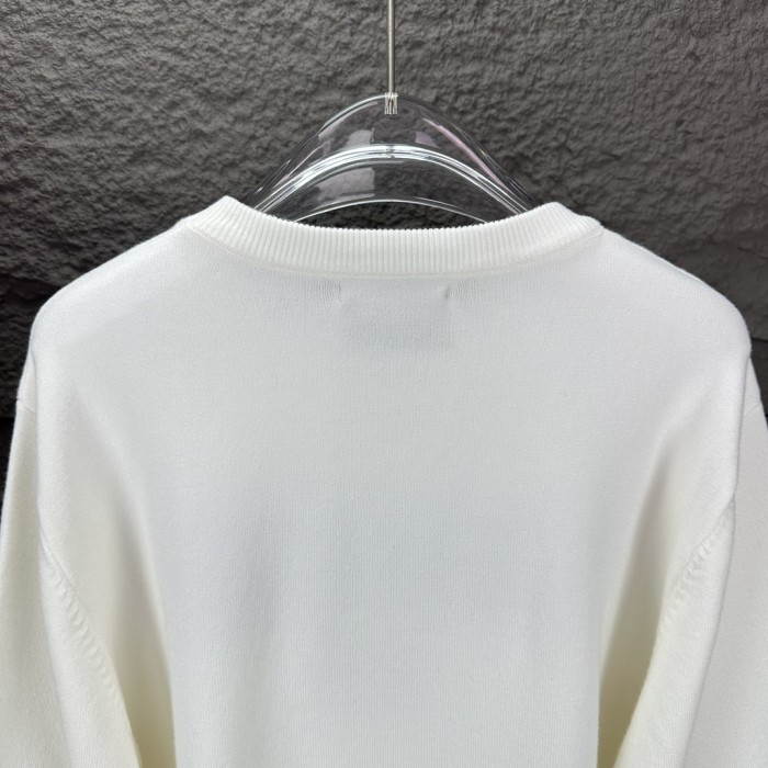 日本未入荷 グッチ スーパーコピー 笑顔のアルファベットロゴカップルのクルーネックセーター