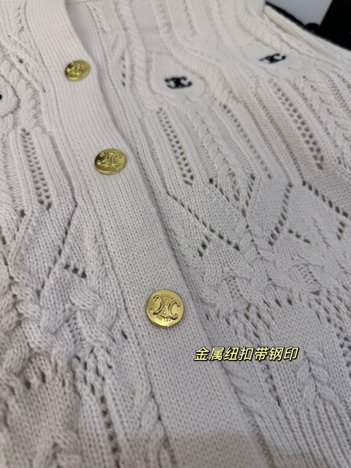 ★超人気 セリーヌ 激安通販 金ボタンカーディガン重工業編み万針刺繍ロゴディテール絞り