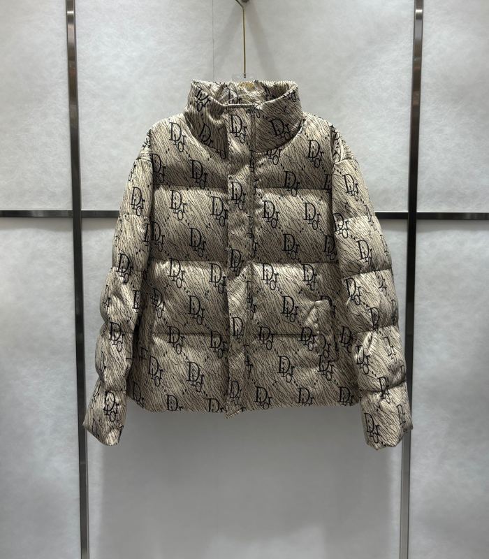 超奇跡の入荷☆ ディオール コピー 老花文字ダウン綿入れコート～