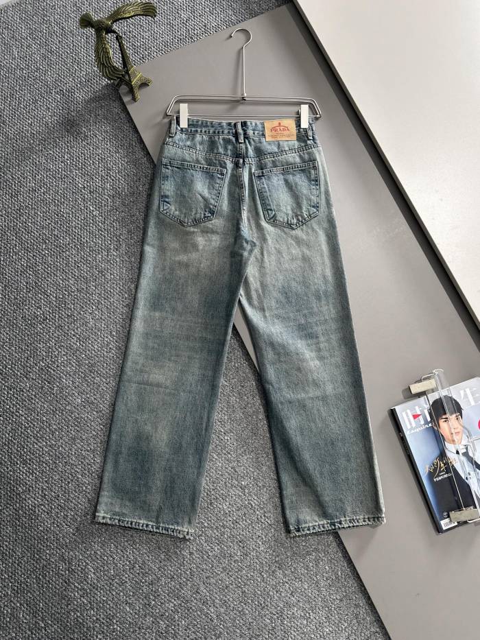 累積売上総額第１位！ プラダ 偽物通販 四季折々のゆったりジーンズストレートパンツ