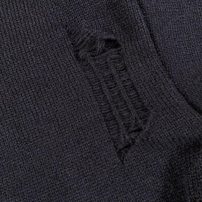 【限定】クロムハーツ n級品 クロスを貼って穴をあけるニットセーターのヘッダー