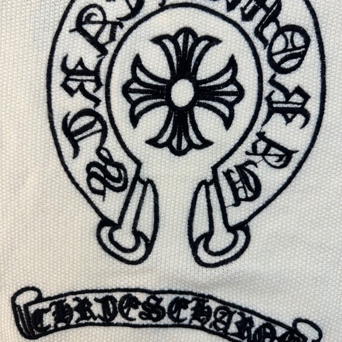 超奇跡の入荷☆ クロムハーツ コピー 2024新年限定梵字十字架アルファベット刺繍ロゴニットセーター