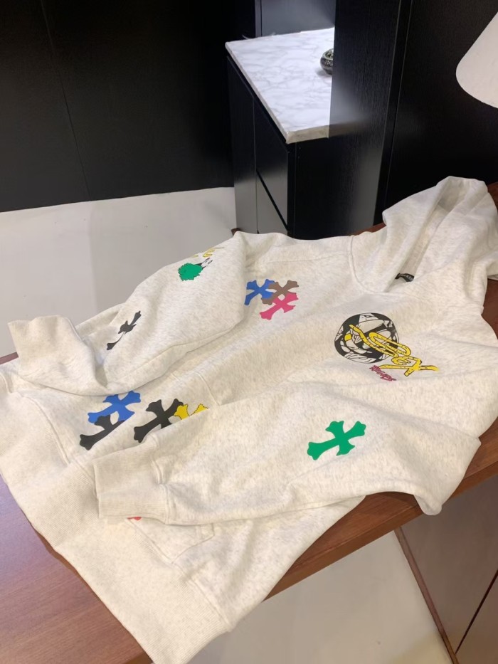 【話題商品！】クロムハーツ コピーおすすめ 秋冬の新しいアルファベットプリントのフードコート