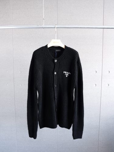 追跡付 プラダ コピーおすすめ 24 F/w秋冬新作ブランド刺繍ロゴウールニット🧶カーディガン