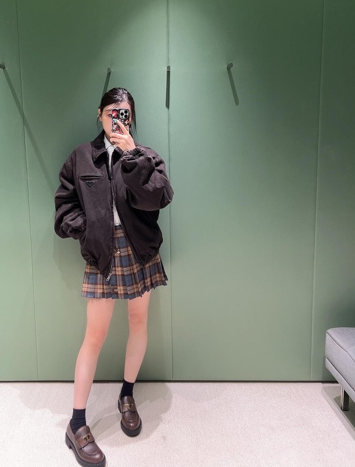 超奇跡の入荷☆ プラダ 激安通販 24 SS秋冬レトロ風デニム水洗いコットンジャケット