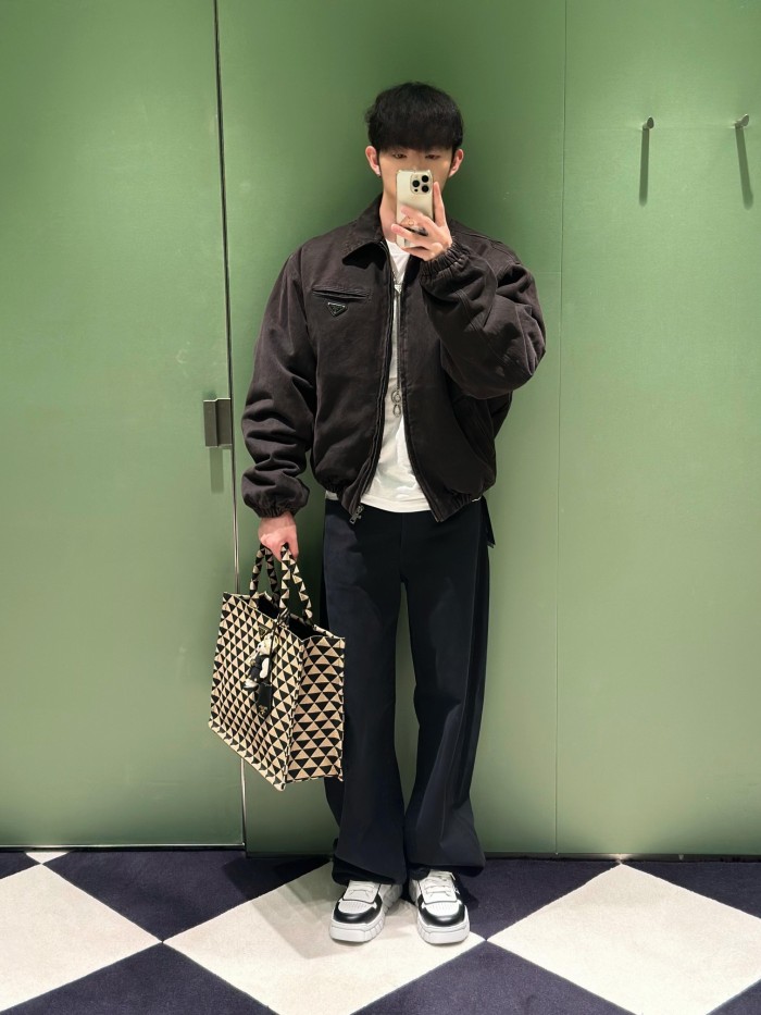 超奇跡の入荷☆ プラダ 激安通販 24 SS秋冬レトロ風デニム水洗いコットンジャケット