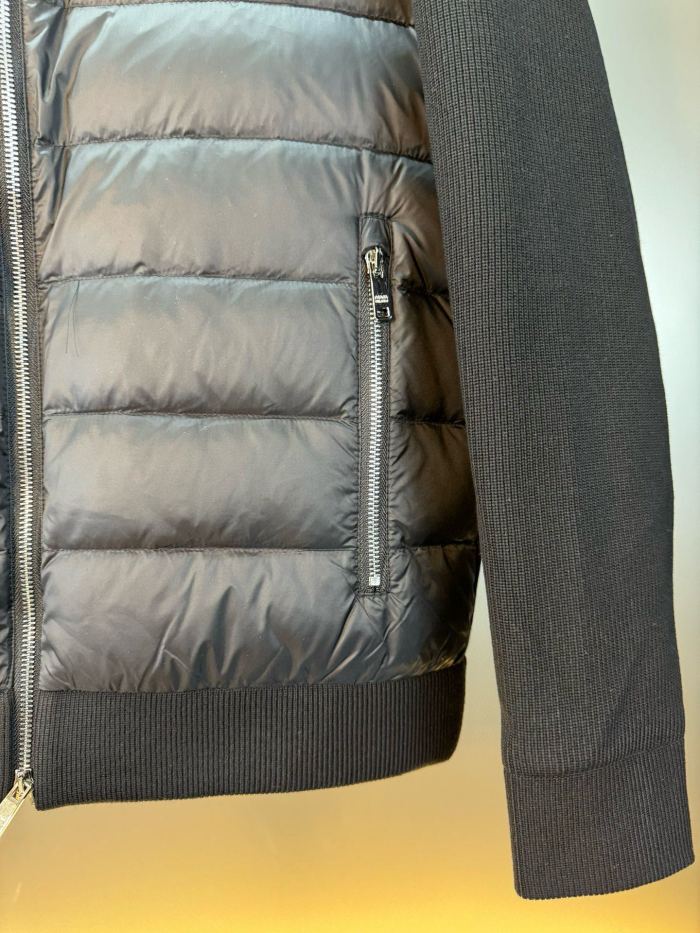日本未入荷 プラダ n級品 ウールニットのパッチワークがおしゃれスリムダウンジャケット
