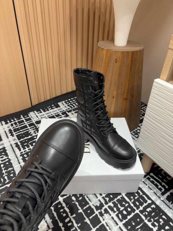 高品質 ディオール n級品 24 Ss秋冬Dior 足首ブーツトウチェックマーティンショートブーツ