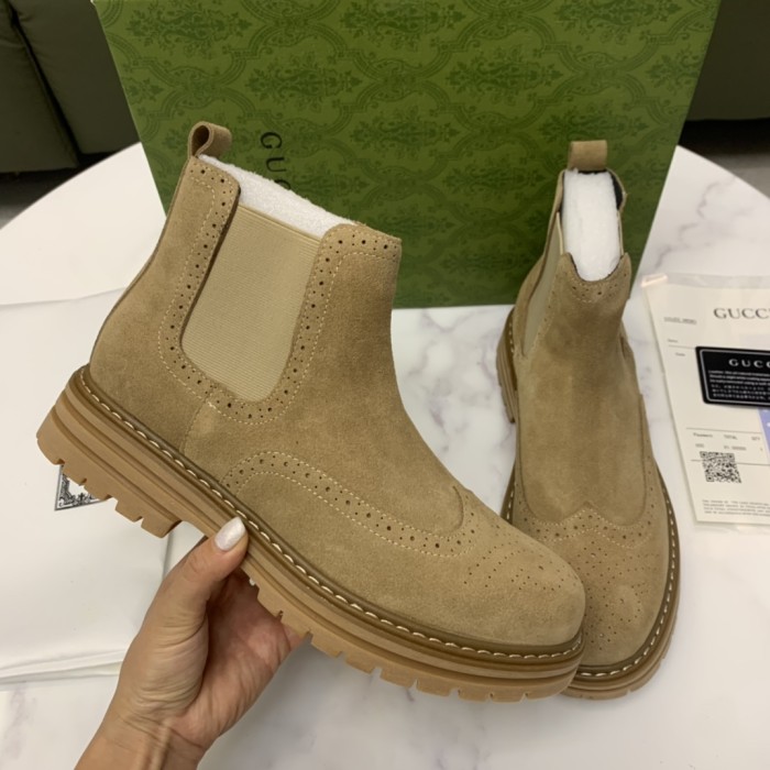 超話題! グッチ スーパーコピー のマーチンブーツ