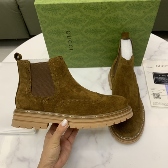 ★超人気 グッチ 激安偽物 のマーチンブーツ
