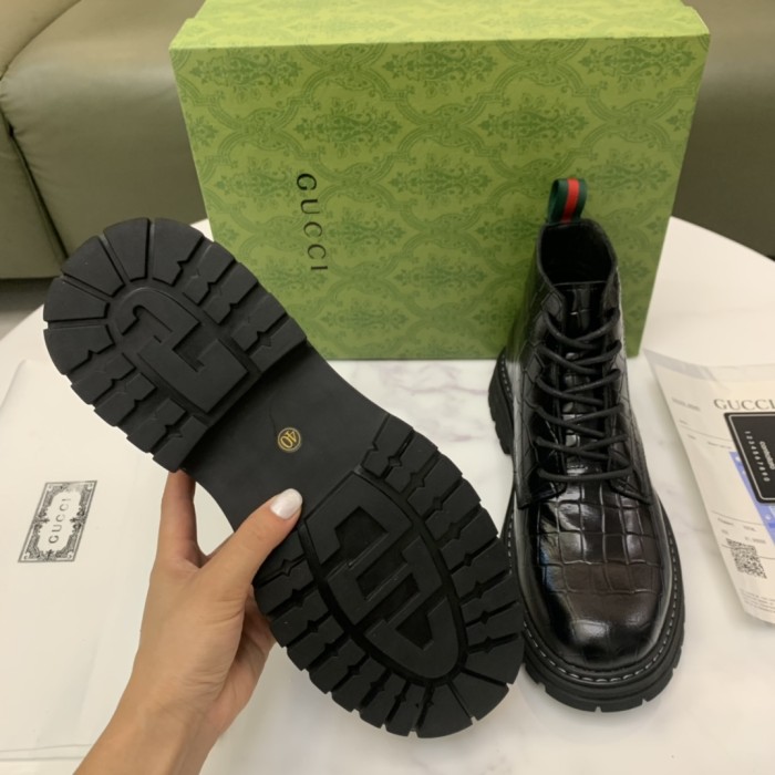 【限定】 グッチ 激安通販 のマーチンブーツ