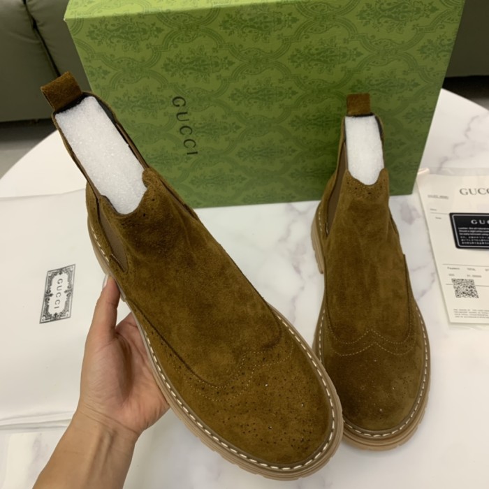★超人気 グッチ 激安偽物 のマーチンブーツ