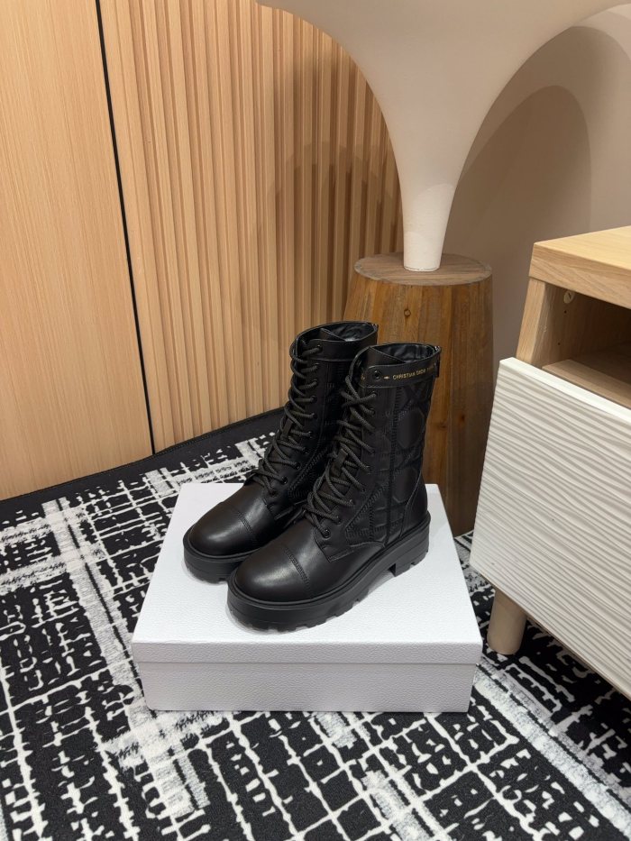 高品質 ディオール n級品 24 Ss秋冬Dior 足首ブーツトウチェックマーティンショートブーツ