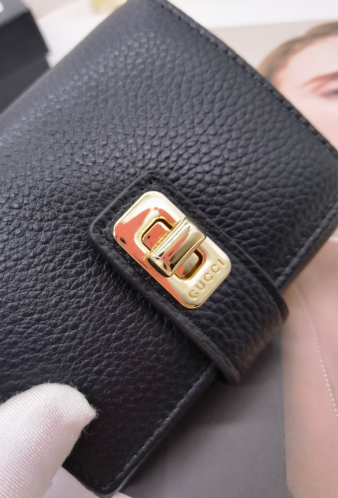 日本未入荷 グッチ スーパーコピー 短財布