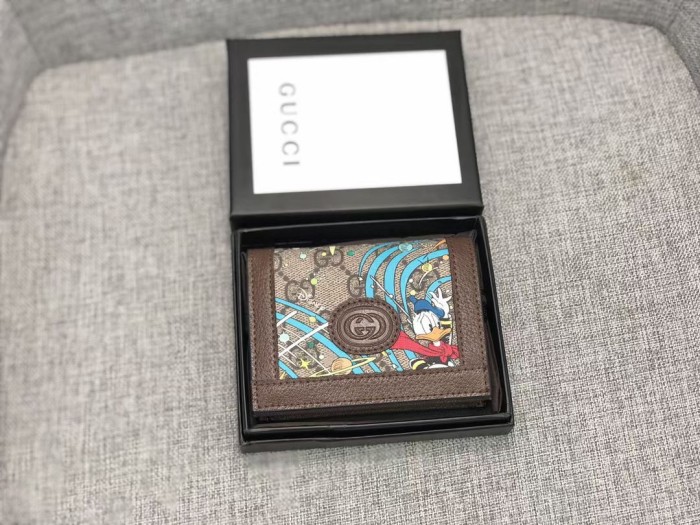 【話題商品！】グッチ スーパーコピー 短財布