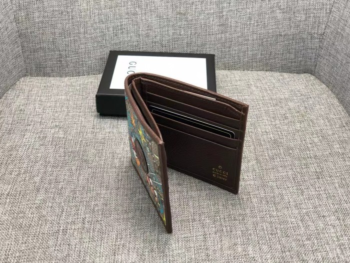 日本未入荷 グッチ コピー 短財布