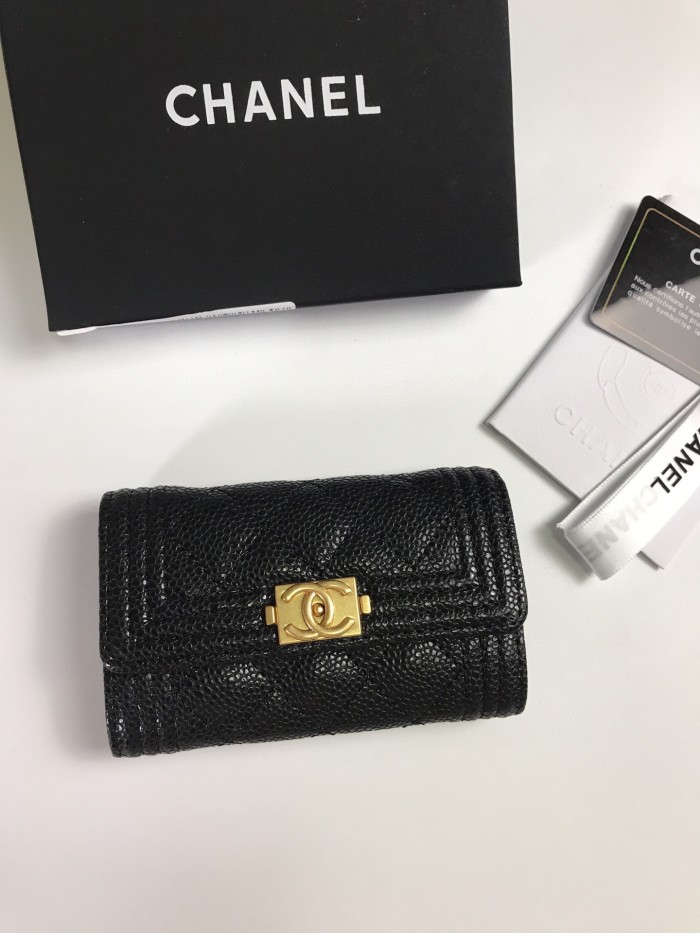 稀少 シャネル コピーおすすめ 短財布