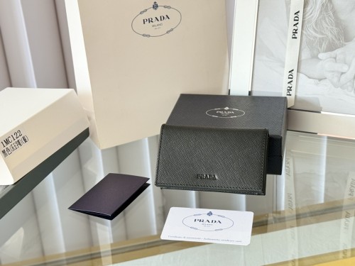 累積売上総額第１位！プラダ スーパーコピー 短財布