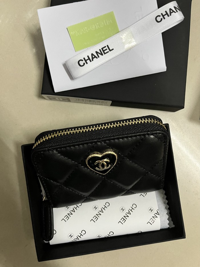 日本未入荷 シャネル 偽物通販 短財布