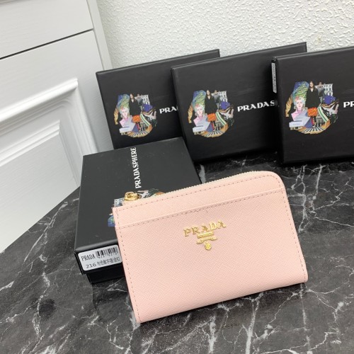 日本未入荷 プラダ n級品 短財布