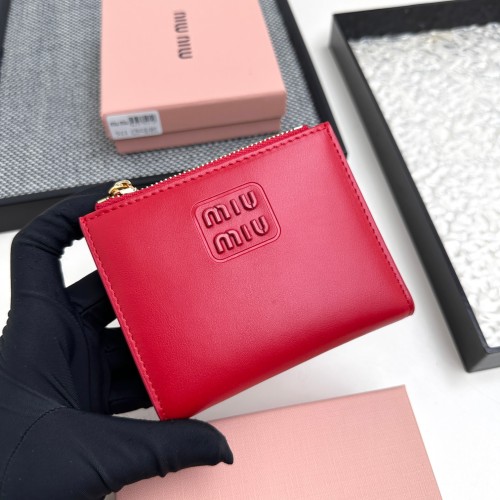 【話題商品！】ミュウミュウ スーパーコピー 短財布