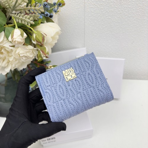 【限定】ディオール コピーおすすめ 短財布