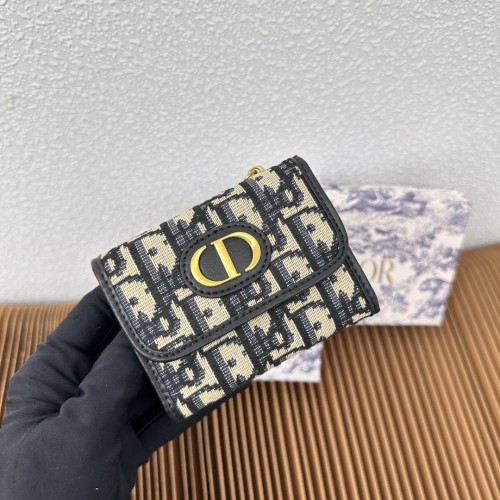 超奇跡の入荷☆ ディオール 激安偽物 短財布