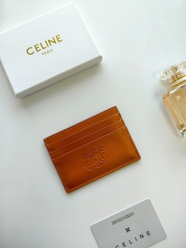 超奇跡の入荷☆ セリーヌ コピー 短財布